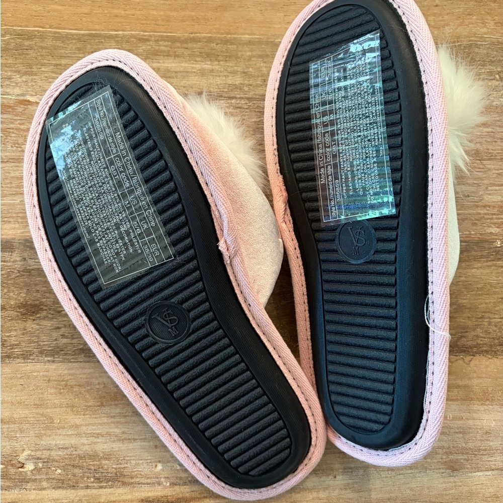 Victoria's Secret Women’s Pom Pom Slip On Slippers Pink White, Size Medium 7-8 - Picture 4 of 8